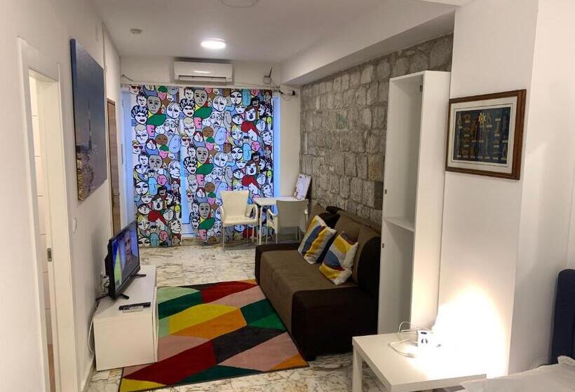 ファミリールーム, Hostel Split