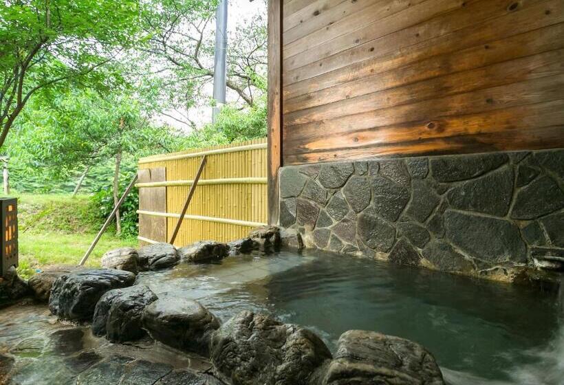Номер Deluxe, Takanosukan