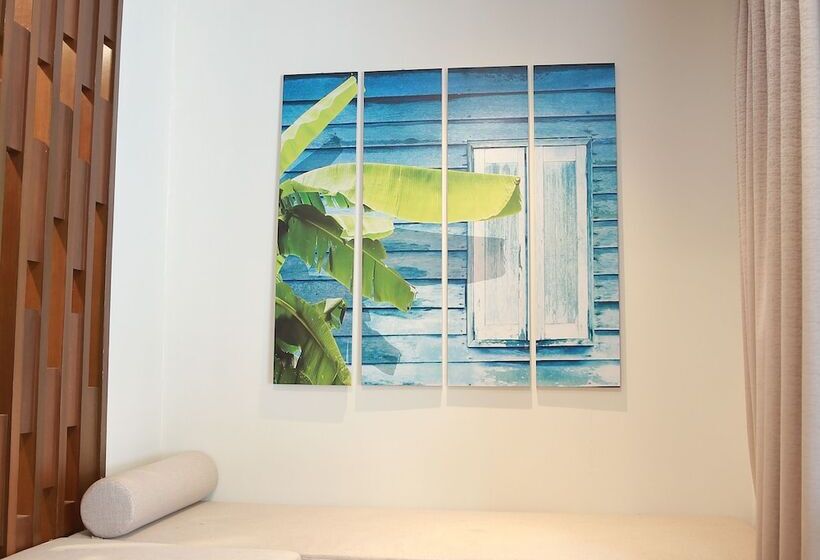 اتاق لوکس با چشم‌انداز استخر, Arwana Perhentian Eco & Beach Resort