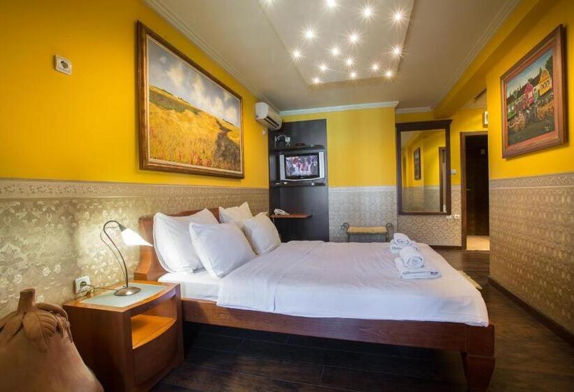 חדר סטנדרט לשלושה, Garni Hotel Garson Lux Ns