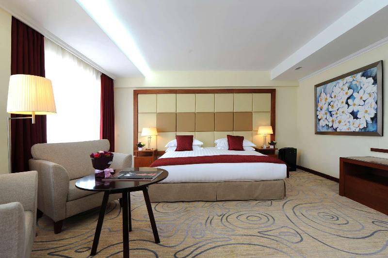 Habitación Deluxe, Kempinski Hotel Khan Palace