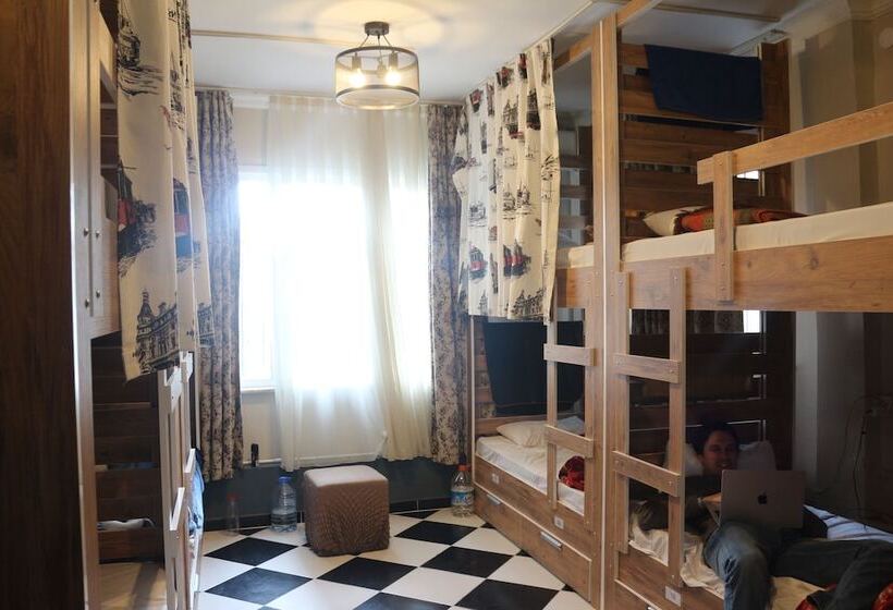 ルームシェアのワンベッド, Taksim Hostel Green House Istanbul
