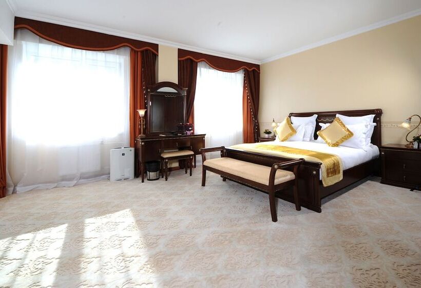 Suite Presidencial, Kempinski Hotel Khan Palace