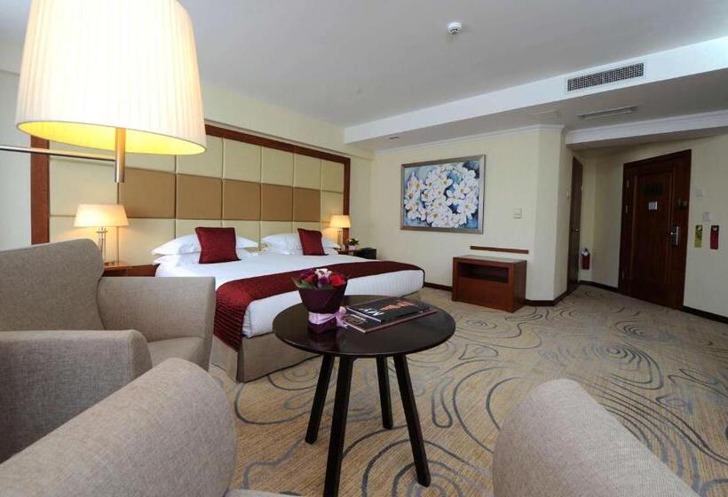 Habitación Superior Cama King, Kempinski Hotel Khan Palace