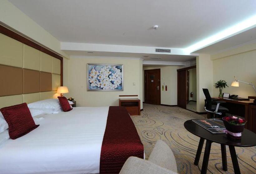 Habitación Superior Cama King, Kempinski Hotel Khan Palace