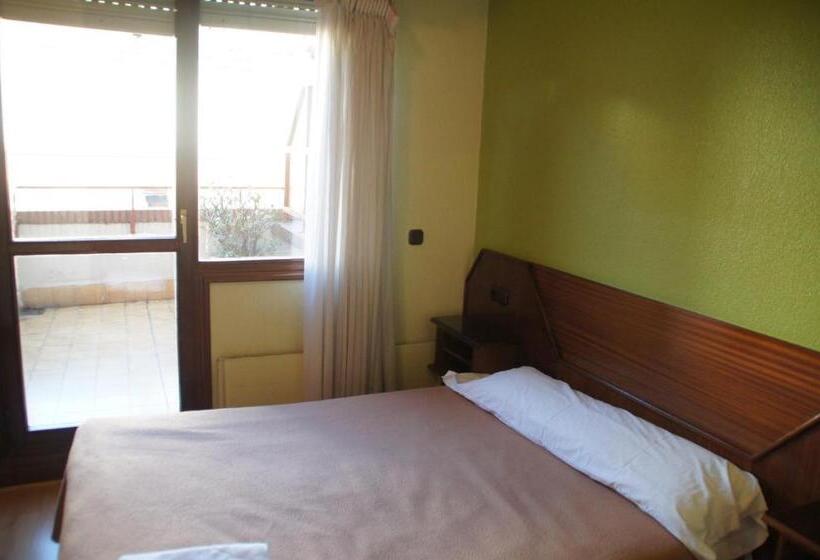 Standard Room, Moon Hostel Bio