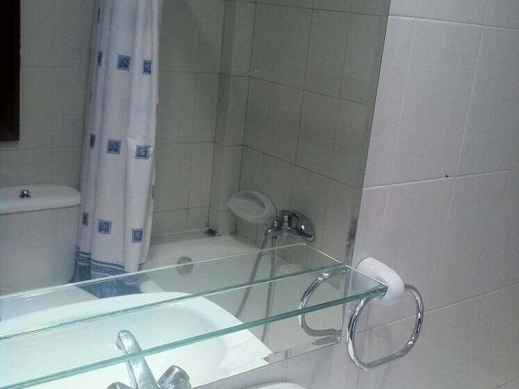 اتاق استاندارد, Moon Hostel Bio