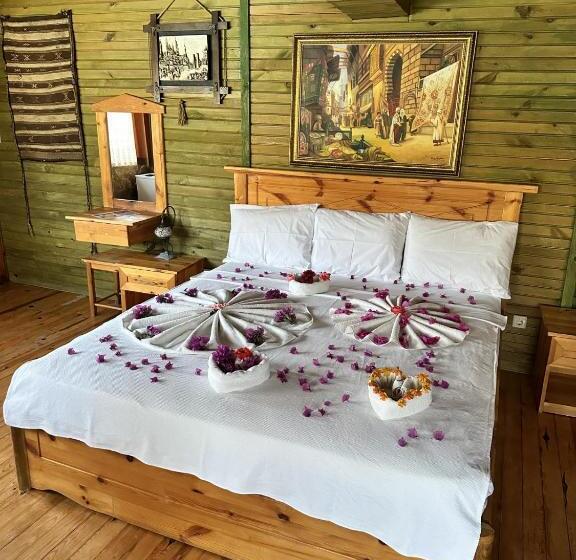 Четырехместный Номер Deluxe, Bahaus Resort