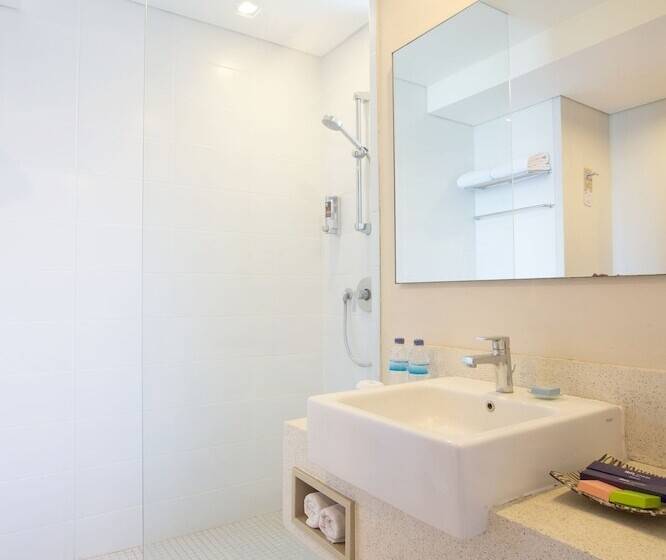Номер Стандарт с Балконом, Ibis Styles Bali Benoa