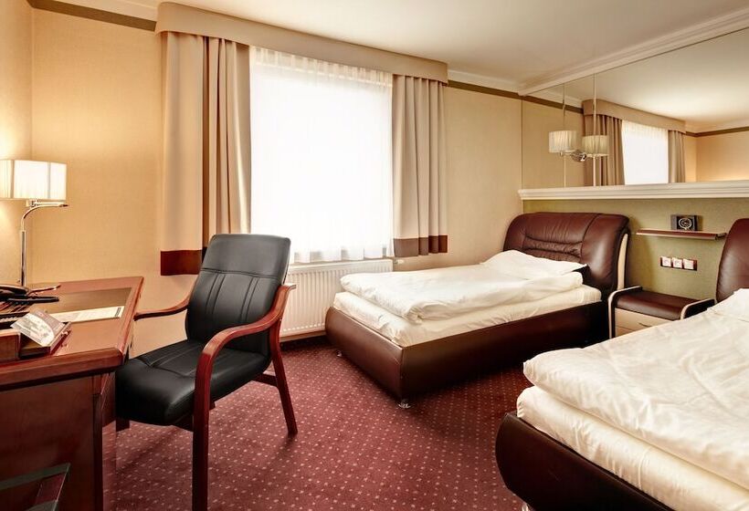 Номер Стандарт Индивидуальный, M Hotel Sosnowiec