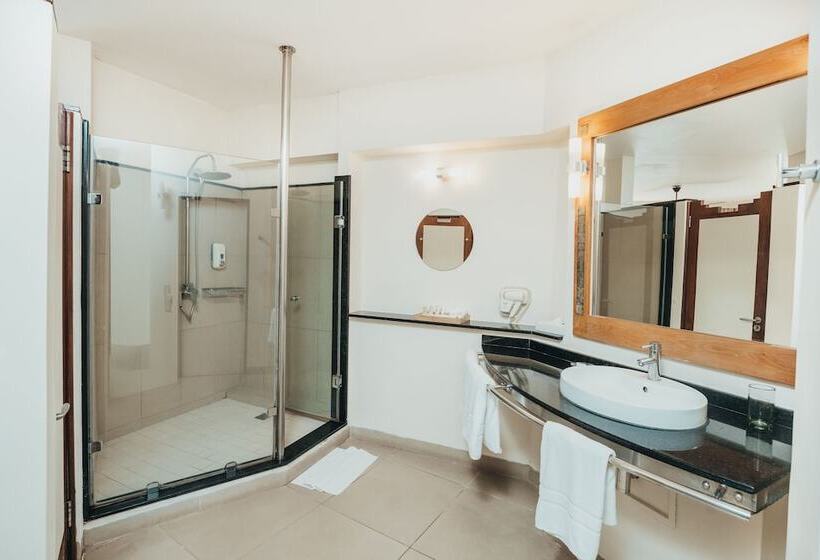 اتاق لوکس با چشم‌انداز دریا, Tamarina Golf & Spa Boutique