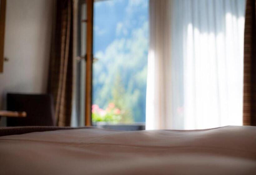 Номер Стандарт, Hôtel Cristal   Swiss Riders Lodge Grimentz