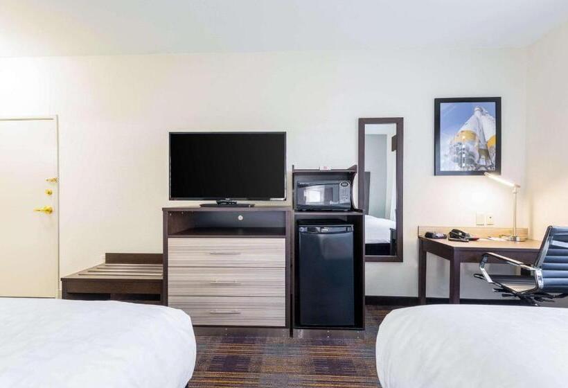 장애인을 위한 스탠다드 룸, Clarion Pointe Madisonhuntsville