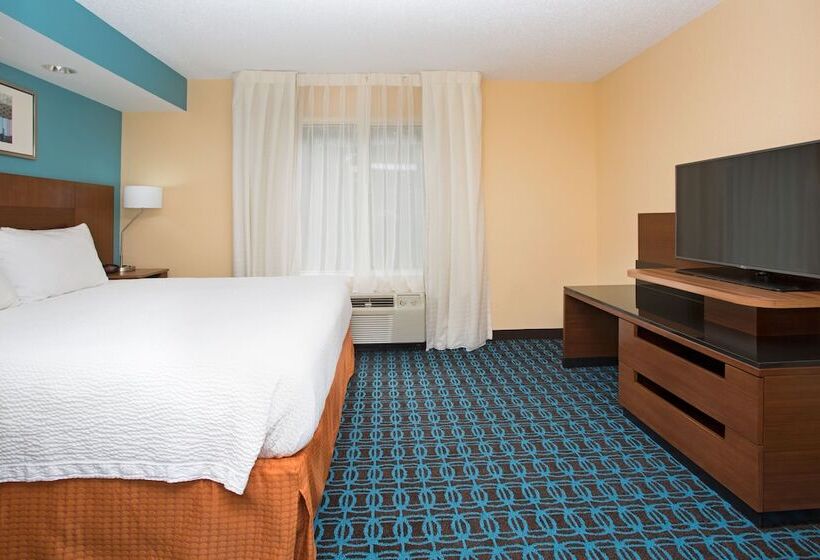 Президентский Люкс, Fairfield Inn & Suites By Marriott Boston Milford