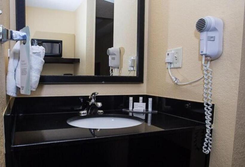 Президентский Люкс, Fairfield Inn & Suites By Marriott Boston Milford