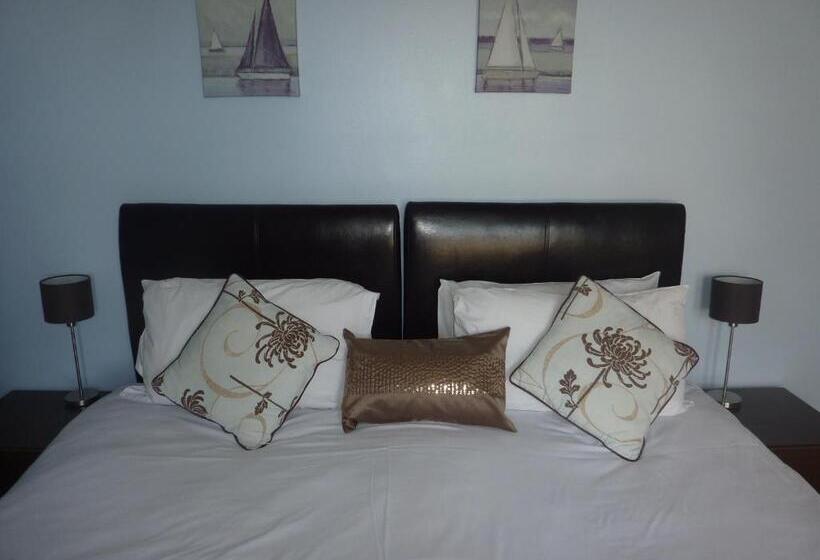 اتاق استاندارد, Pebbles Guest House
