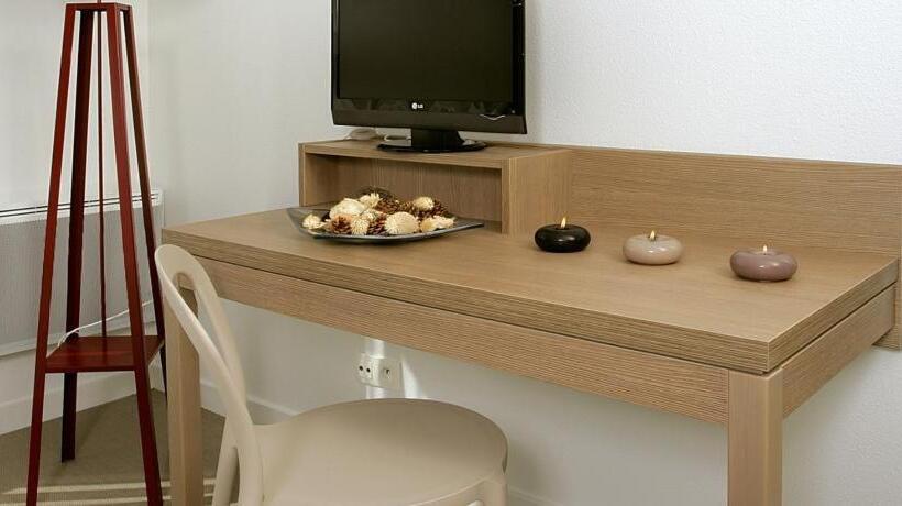 Студия Стандарт, Terres De France   Appart Hotel Quimper Bretagne