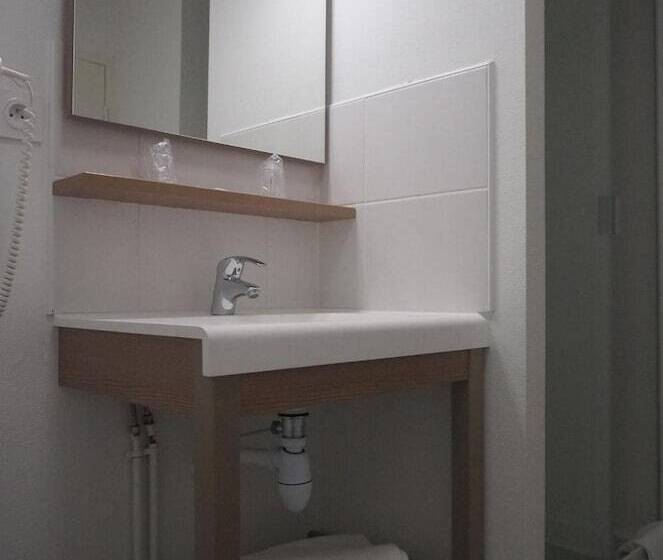 Студия Стандарт, Terres De France   Appart Hotel Quimper Bretagne