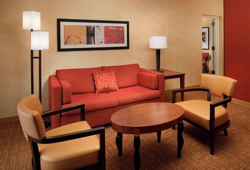 스위트, Courtyard By Marriott Chicago Waukegan/gurnee