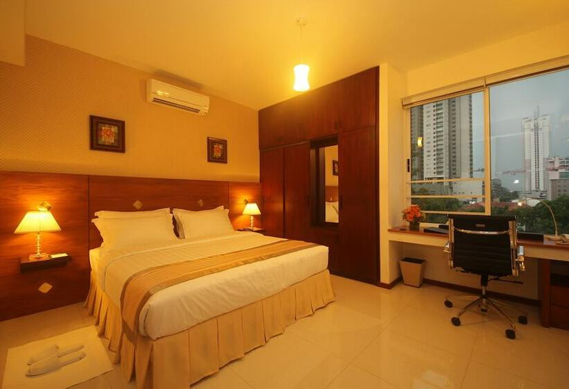 Люкс Повышенной Комфортности, Unique Towers Luxury Boutique Suites