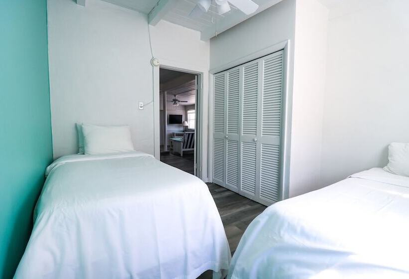 סוויטה משפחתית, Drop Anchor Resort & Marina