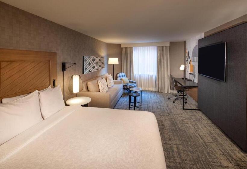 キングサイズベッドのデラックスルーム, Silver Cloud Hotel   Seattle Stadium