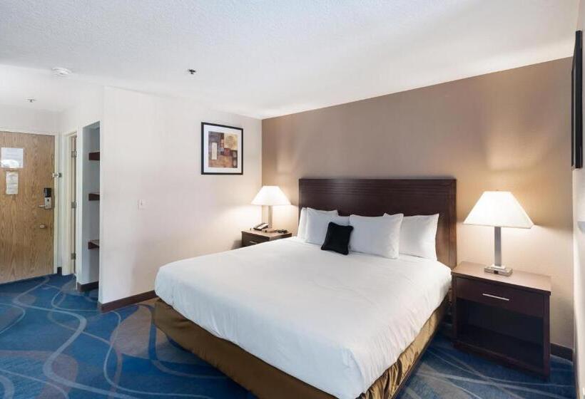 Президентский Люкс, Red Lion Inn & Suites Kennewick Tri Cities