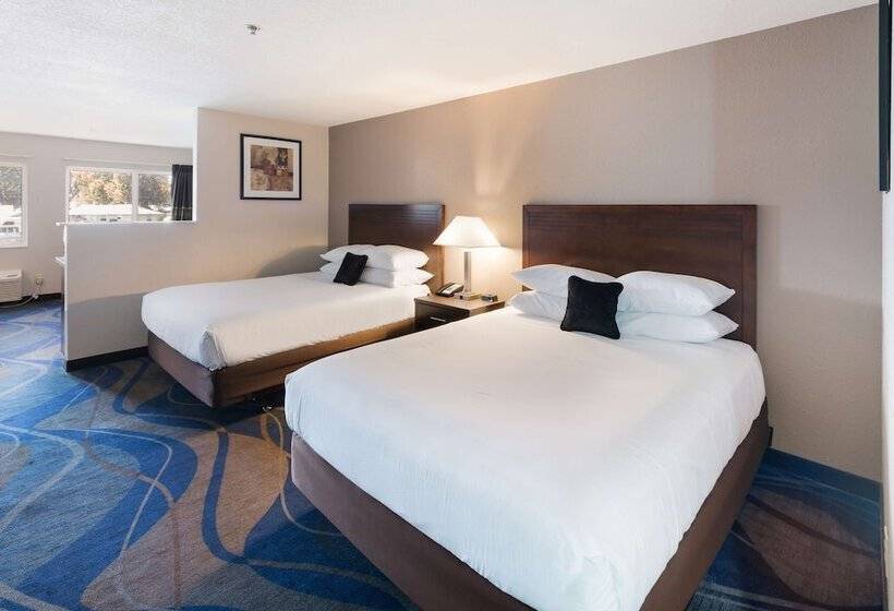 Люкс Повышенной Комфортности, Red Lion Inn & Suites Kennewick Tri Cities