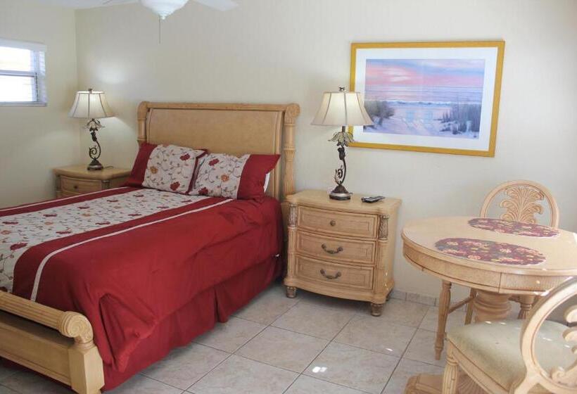 Студия Стандарт, A Beach Retreat On Casey Key
