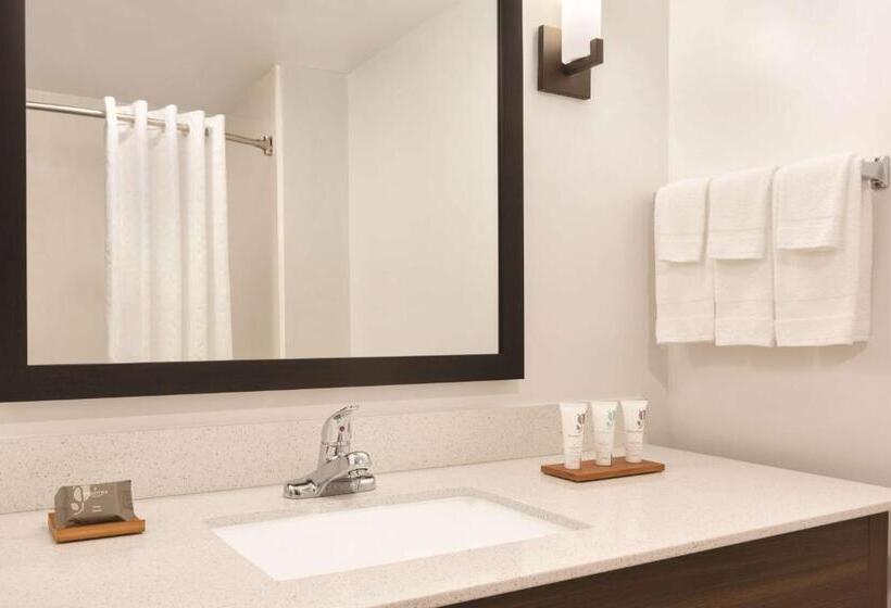 Люкс, Country Inn & Suites By Radisson, Madison Southwest, Wi