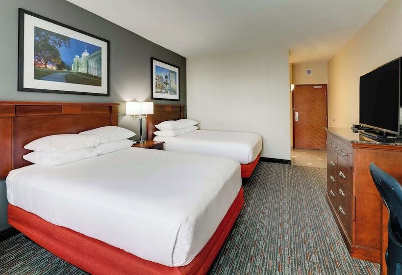 디럭스 룸, Drury Inn & Suites Montgomery