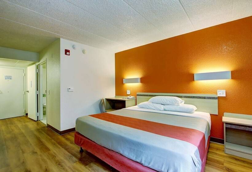 适合残疾人士使用的带双人床的标准间, Motel 6york, Pa  North