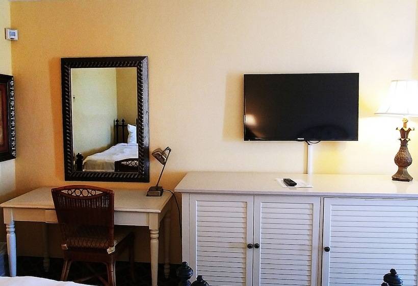 스탠다드 룸 더블 침대 2개, Emerald Shores Hotel   Daytona Beach