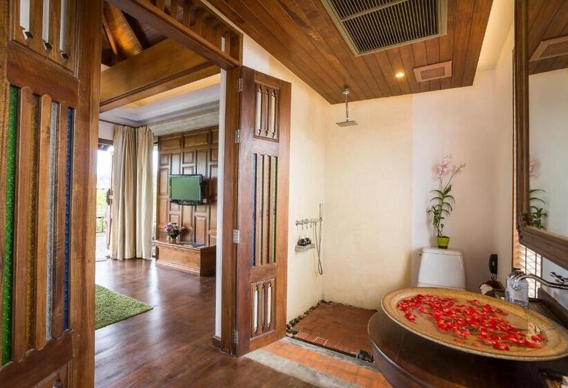 带花园景观和一个卧室的别墅, Royal Muang Samui Villas   Sha Extra Plus