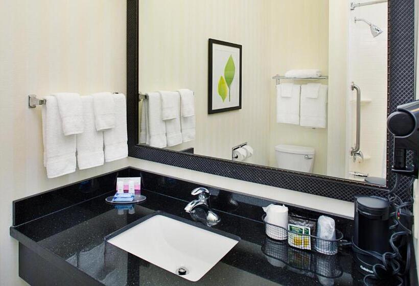 Люкс Кровать Кинг, Fairfield Inn & Suites By Marriott Jonesboro