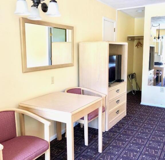 Номер Superior Кровать Кинг, Lyn Aire Motel