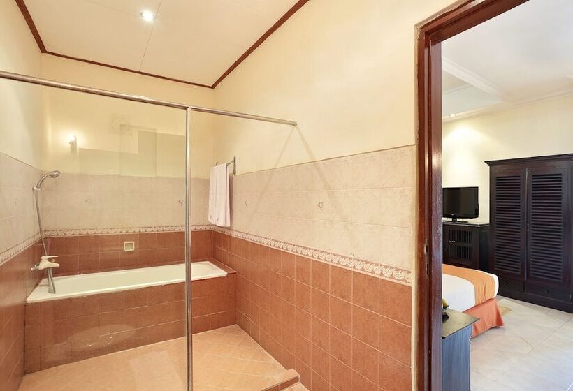 Номер Deluxe, The Batu Belig Hotel & Spa