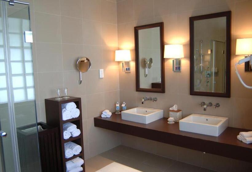 单卧高级别墅, Adaaran Prestige Water Villas   With Dine Around Premium All Inclusive   24 Hours