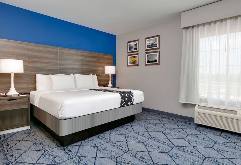 Номер Deluxe Адаптированный для Инвалидов, La Quinta By Wyndham Denton   University Drive