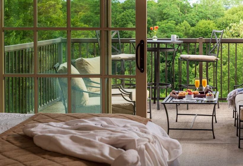 Номер Deluxe с Балконом, Diamond Mills Resort