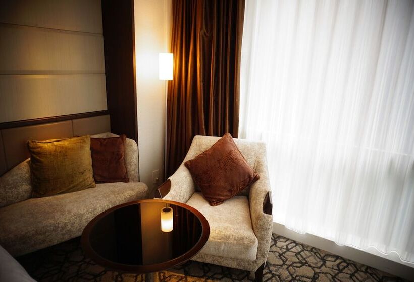 Номер Премиум, Solaria Nishitetsu Hotel Ginza