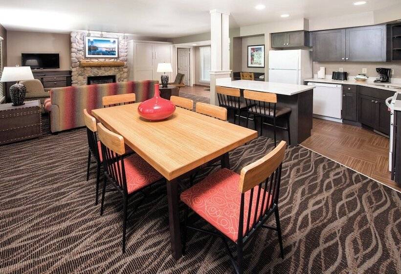 침실 2개 아파트, Worldmark Mccall