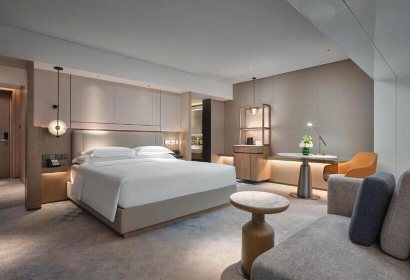Номер Deluxe, Crowne Plaza Hohhot City Center