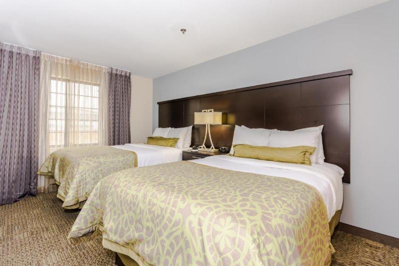 Люкс, Staybridge Suites Grand Forks, An Ihg