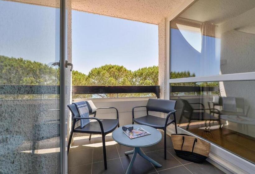 Номер Стандарт с Балконом, Belambra Clubs La Grande Motte Petite Camargue   Presqu île Du Ponant