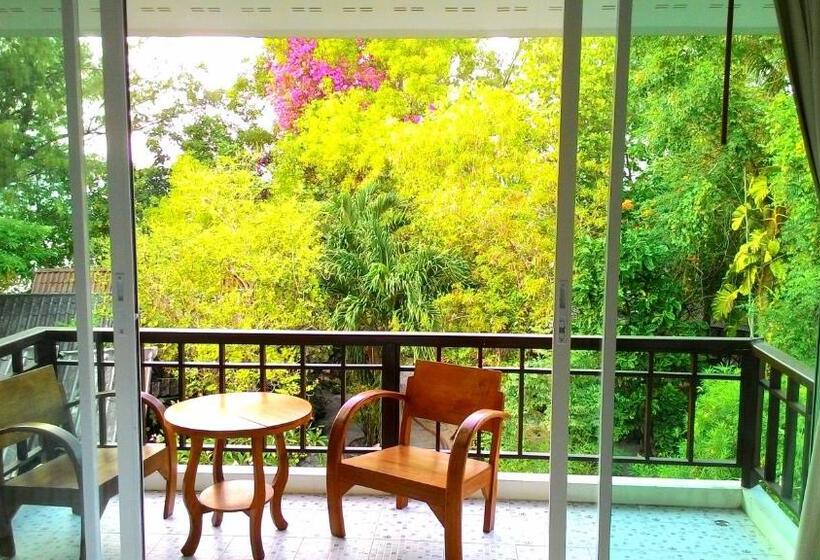 Трехместный Номер Superior, Kirati Beach Resort