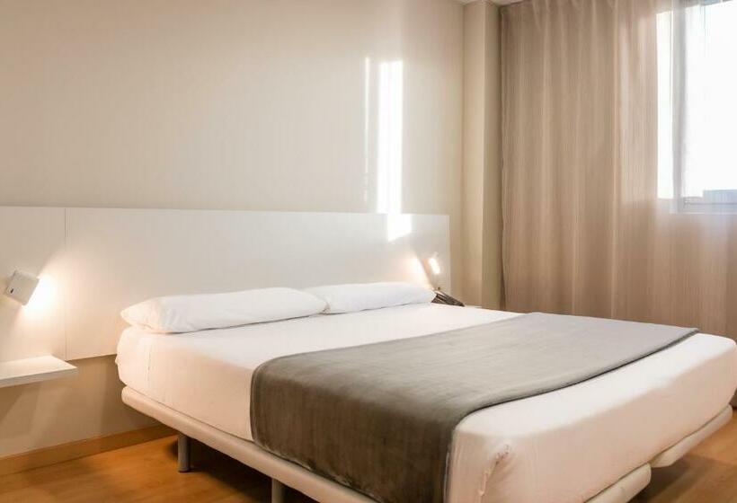 Habitación Familiar, Vertice Roomspace