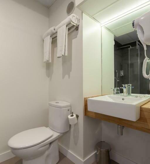 Habitación Familiar, Vertice Roomspace