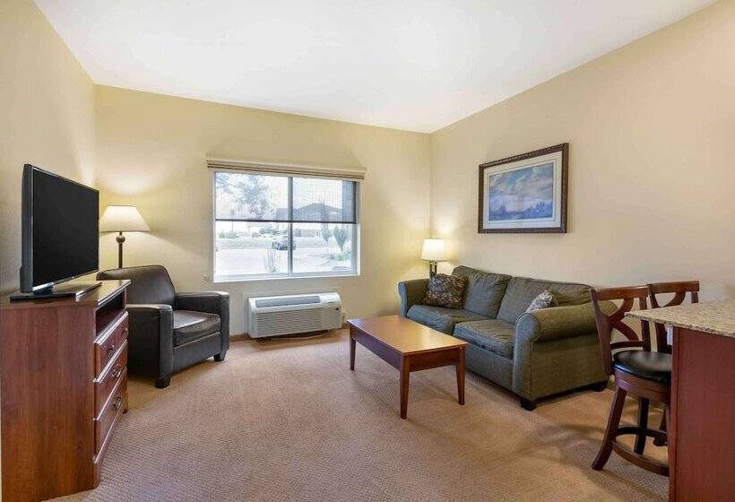 스위트, Extended Stay Americas Suites   Minot