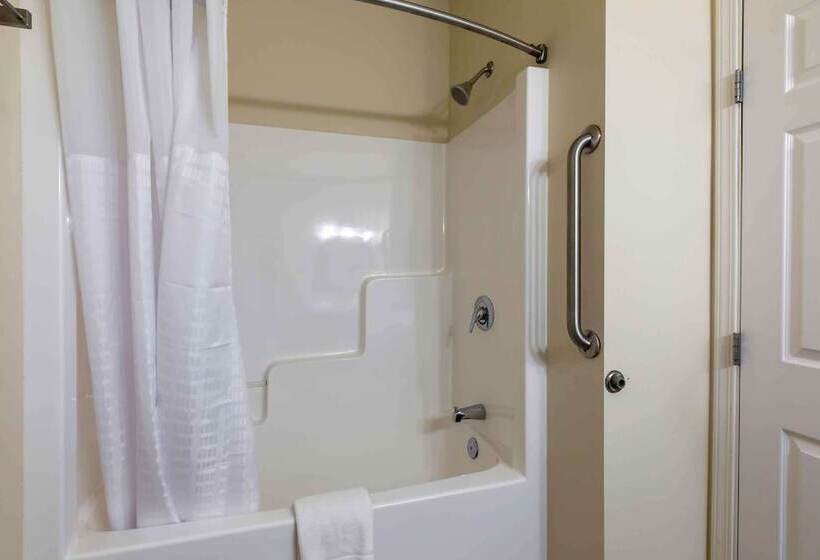 스위트, Extended Stay Americas Suites   Minot